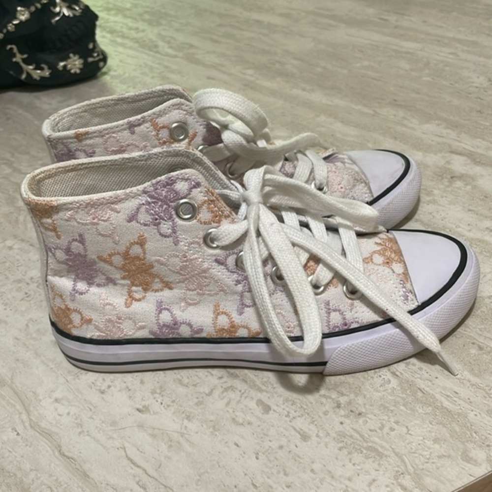 Tommy Bahama Little Girl Butterfly 🦋 Sneakers Shoes *13